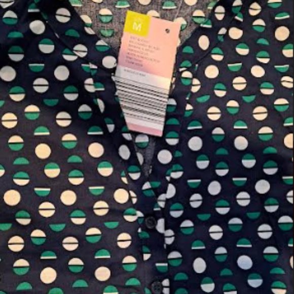 CASUAL BLOUSE,SIZE M. - Picture 2 of 3